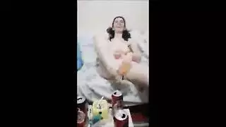 عاهرات عربيات يتم تصويرهن وهن يمارسن الجنس العنيف في مقاطع إباحية صريحة