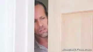 اغتصاب في الحمام بالقوة