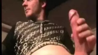 استمناء بقضيب كبير إباحي – إفراغ حمولة ضخمة بسبب الرغبة