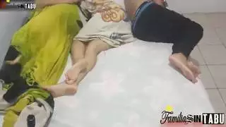 البنات حين يشخون