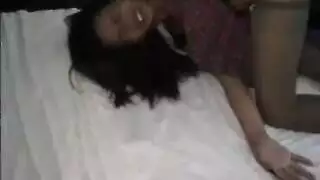 جلسة تصوير عارية تتحول إلى فيلم إباحي صريح