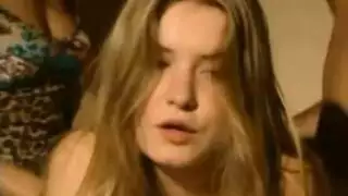 كارينا كابور تمص وتضاجع بقوة