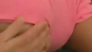 مراهقة إيمو تأخذ دسار في فتحتها الضيقة