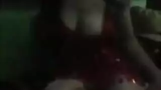 مشهد صريح: فتاة مغربية تطلب عضواً ضخماً