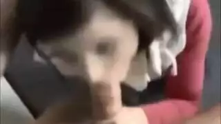 إثارة تعري شابة تؤدي إلى جنس هواة صريح