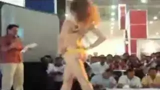 أفلام إباحية لمراهقات فاقدات الوعي في المدرسة