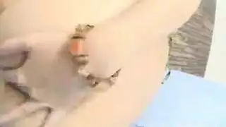 عاهرات عربيات وروسيات تتنافسن في جنس عنيف ونهاية بالقذف الداخلي