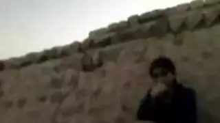 إكس إكس إكس خام: مشهد الجنس الجماعي الأول لملاك الظلام