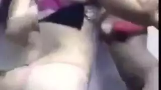 عرض إكس إكس إكس مباشر: عاهرتان مثارتان تمارسان الجنس على ويب كام