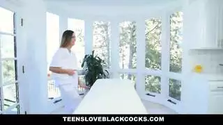 سكس فتاة بيضاء سمينة