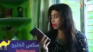 عاهرة مستمتعة بالمشاهدة تأمر رجلها بإنهاء فتاة أخرى أمامها