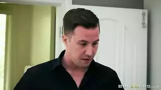 أفضل مشاهد 2020: زوجات نجمات الإباحية يحصلن على شرج قاس