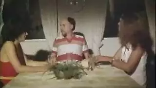 ماراثون أفلام إباحية كلاسيكية: مغامرات عائلة غزال الجنسية