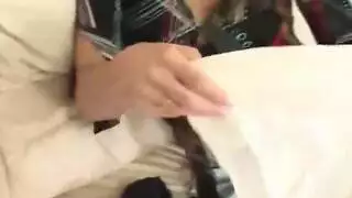 إباحية مثلية: فم على الحلمات، أيدى على الفرج