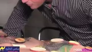 عبادة أقدام فاخرة مع نيك عنيف ولعب بالكسي