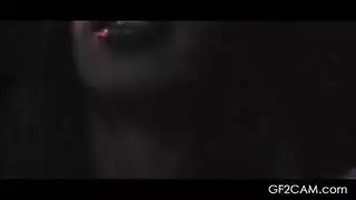 امرأة سمراء وشم الفاتنة حفر من قبل مراهق روسي