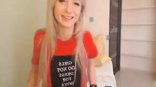 بوت أسود قنبلة لأول مرة مثليه