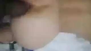 أثداء أفريقية وجنس قاس