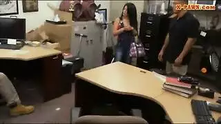 أوضة جنسية في المصعد علاقة جماعية صريحة