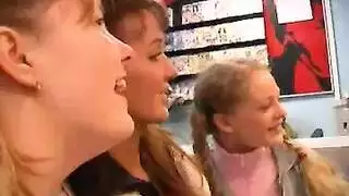 ثدي كبير في جلسة شرجية