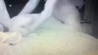 الممرضة الشبقية آكي ماتسونو في علاقة جنسية جماعية صاخبة مع المرضى