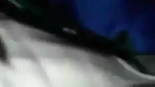 إباحية المواصلات العامة: تحدق في قضيبي بينما أضربه