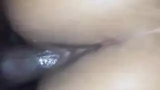 أنين وكلمات قذرة