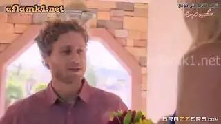 زوجة الأب تسرق الرجل لمشهد إباحي مكثف