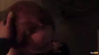 جنس عنيف بوضعية كلابي مع وقحة لاتينية