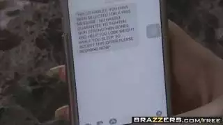 رجال عسكريون يمارسون الجنس بقوة مع فم ومهبل مراهقة