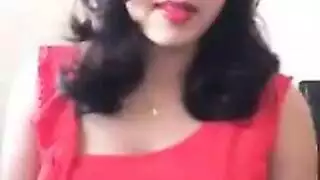 عاهرة مصرية تقايض فاتورة التليفون بجنس ساخن