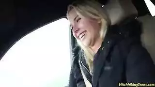  عاهرة هاوية تأخذ ضربات قاسية من وكيلها