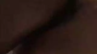 قوقازي في سن المراهقة تمتص الديك مثل الموالية الحقيقية