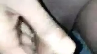 متعة فرج مطبوع: مغامرة جنس فردي لفتاة مدللة