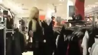 واقعة جماعية لبهلوانة من الخلف والأمام