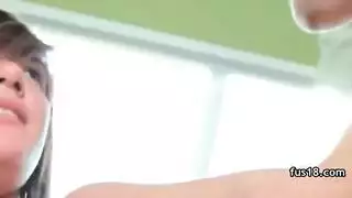 إباحية معلمة وقحة: تنكر وأفعال قذرة