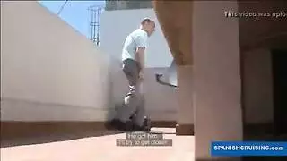 الفحل الأسود يضرب عشيقته الشبقية في جنس منزلي صريح