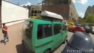 الفنان رنين البصري