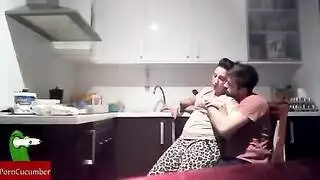 مصري صوت واضح سكس تصوير بدون علمها