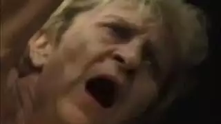 استخدام المرأة العجوز في مقايضة إباحية من أجل إكس إكس إكس العشيق الشاب