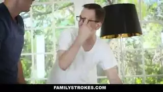 الخ يجب بحلك اخته