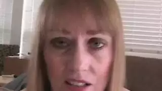 رسوم إباحية: أثداء ضخمة ومشاهد جنس قاسية