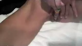 كمال فرج نجمة الإباحية: يقطر ويئن