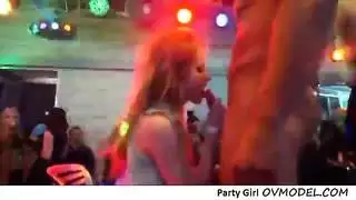 أفلام إباحية من العصر الذهبي مترجمة