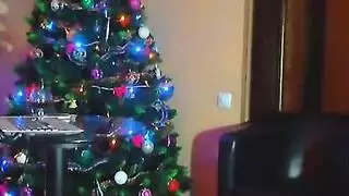 ثنائي مع جار جديد: شقراء مراهقة تمارس الجنس مع صديقها وجارها