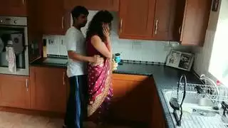 بورن صعب لشؤون عائلية ناضجة