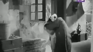 أفلام عربية قديمة: قبلة فرنسية عميقة ومغازلة نارية