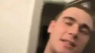 مقاولون يشاركون وقحة راغبة في جنس وجهي صريح وجنس فموي نسائي