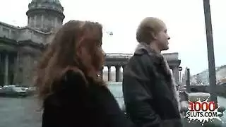 الرجل اللي شاد طفلهxxxc