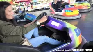 فقدان تام للسيطرة: أوجي علني جامح يمر دون ملاحظة